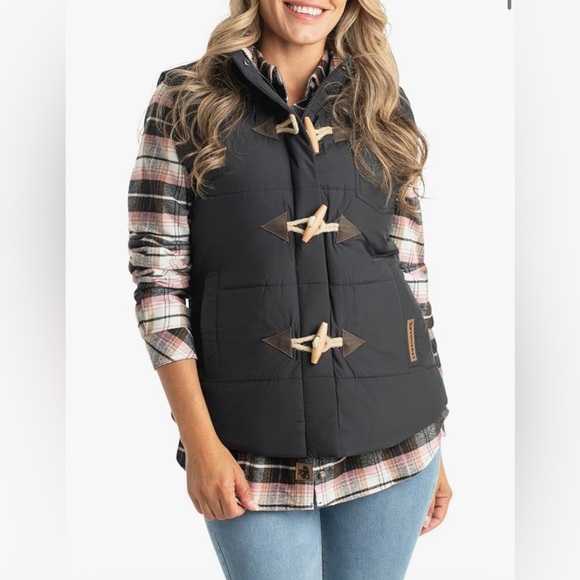 Legendary Whitetails Women's Quilted Toggle Puffer Vest Black Size M - Picture 1 of 9